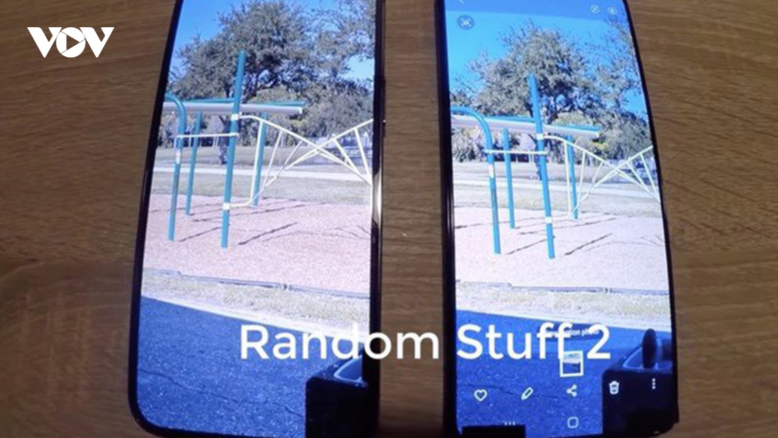 Chưa phát hành, Galaxy S21+ đã có video so sánh với iPhone 12 Pro