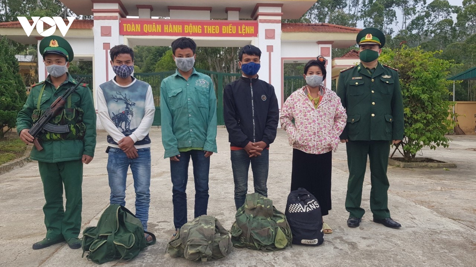 Điện Biên bắt giữ 4 đối tượng người Lào vượt biên trái phép