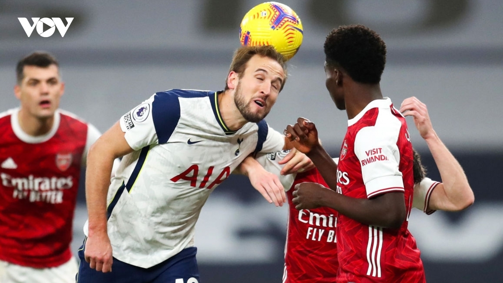 Harry Kane cán những cột mốc ấn tượng sau trận Tottenham 2-0 Arsenal