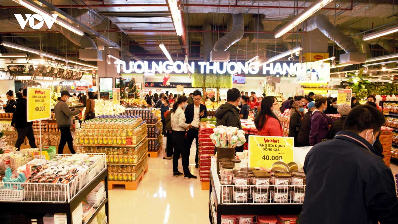 “Đón Tết to, không lo về giá - Tới ngay Vinmart & Vinmart+”