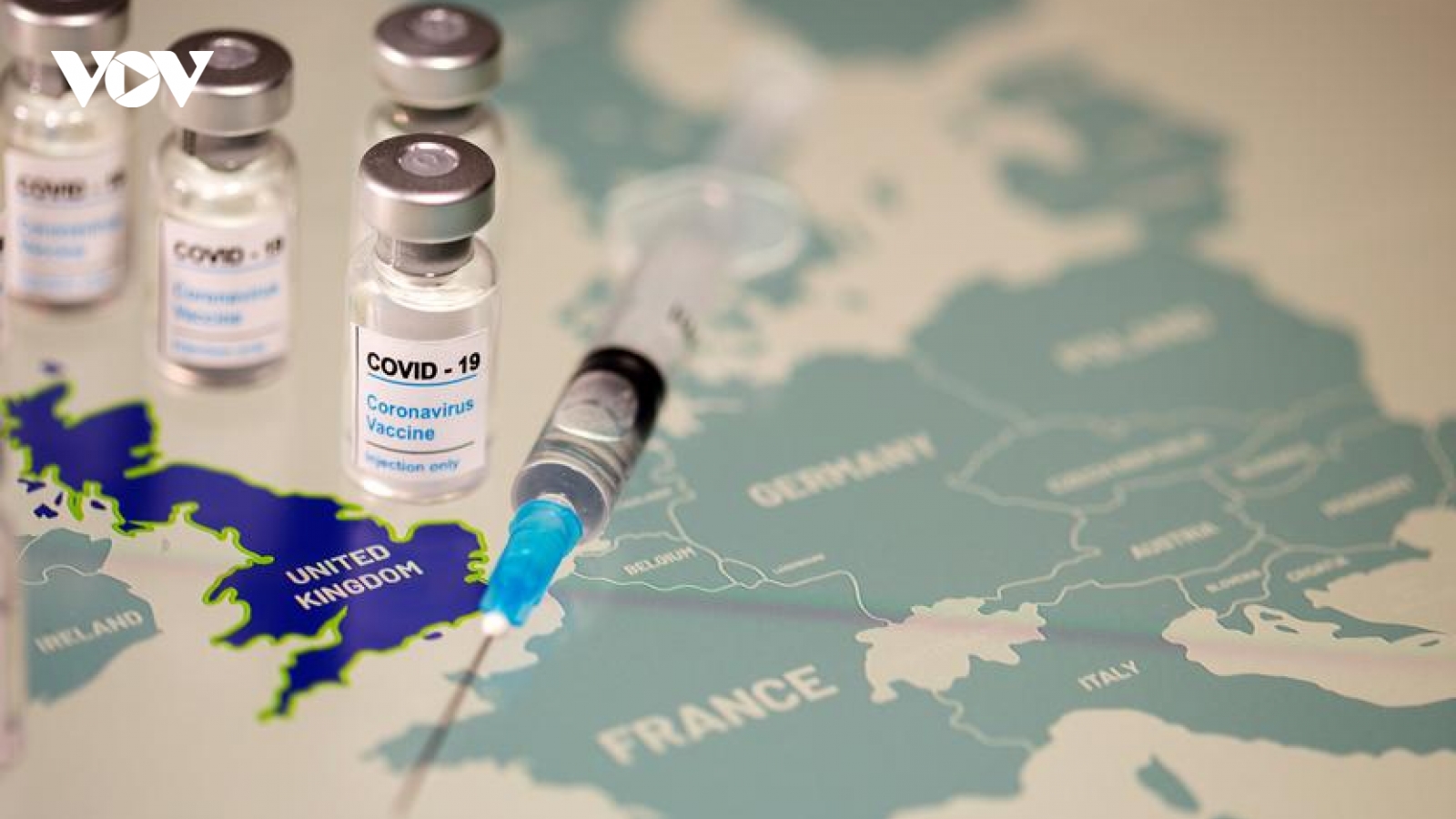 Interpol cảnh báo tội phạm đưa vaccine Covid-19 giả vào lưu hành