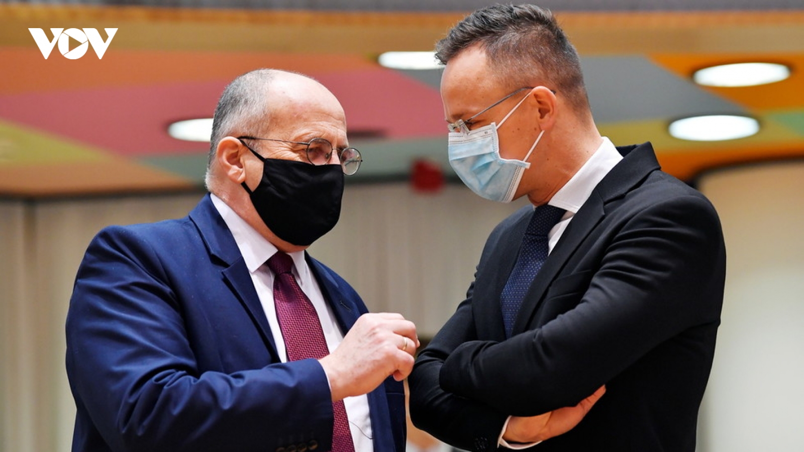 Hungary và Ba Lan giữ quyền phủ quyết đối với ngân sách và quỹ phục hồi của EU