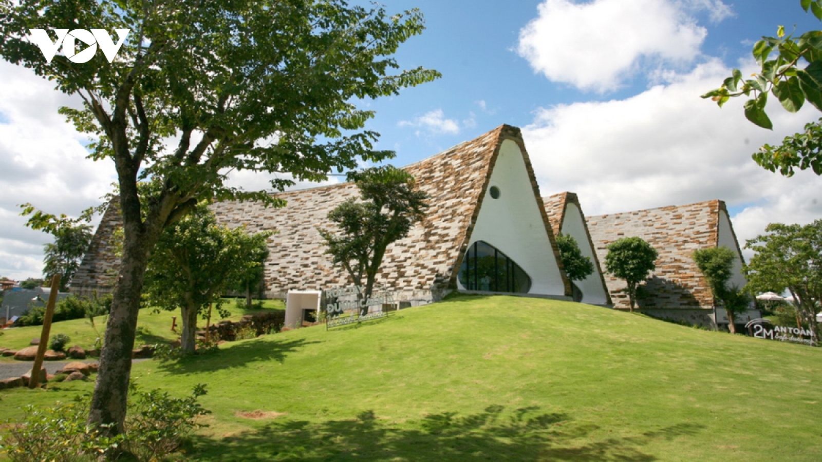 A tour of Buon Ma Thuot city in Central Highlands