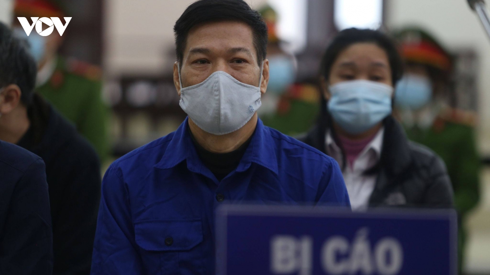 Cựu Giám đốc CDC Hà Nội phủ nhận lời khai về phần trăm "hoa hồng"