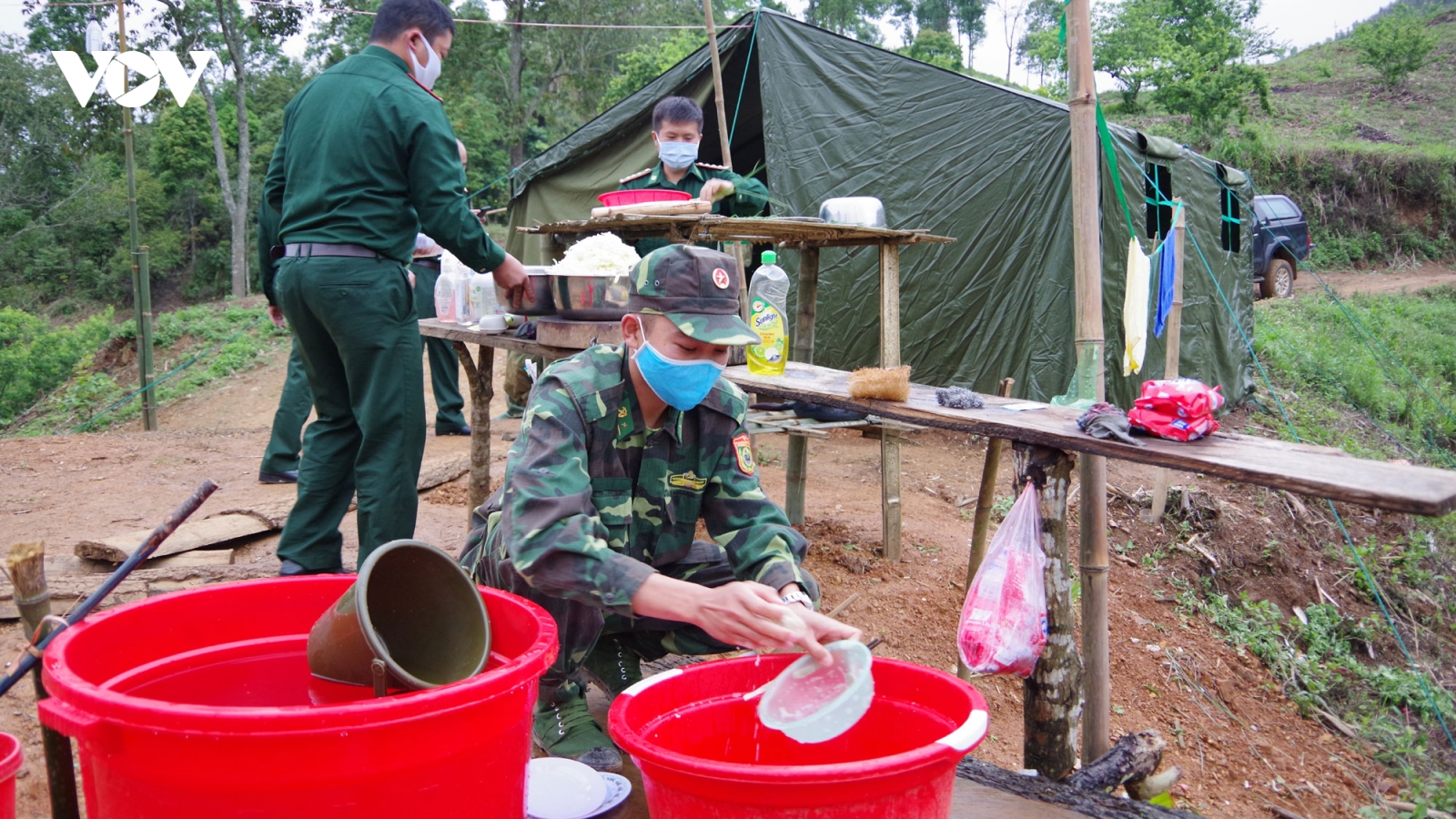 Lính biên phòng Sơn La kiên trì bám chốt phòng chống dịch Covid-19
