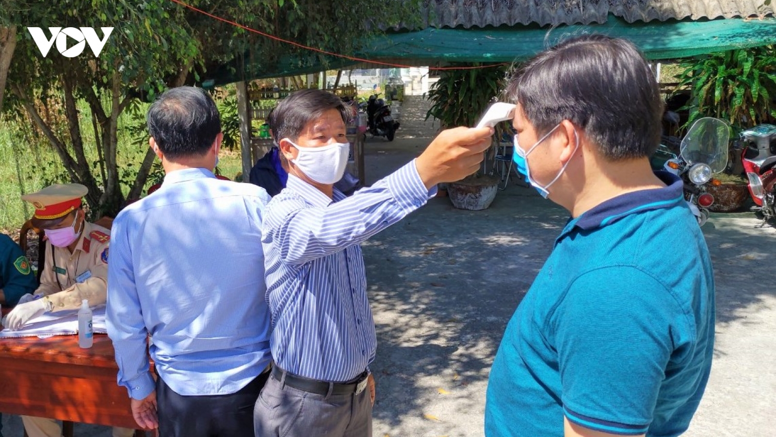 Cà Mau cách ly người phụ nữ về từ Trung Quốc