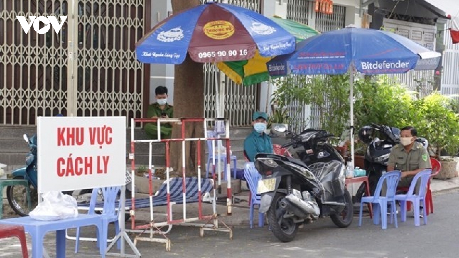 Covid-19 tái lây lan trong cộng đồng và câu chuyện trách nhiệm