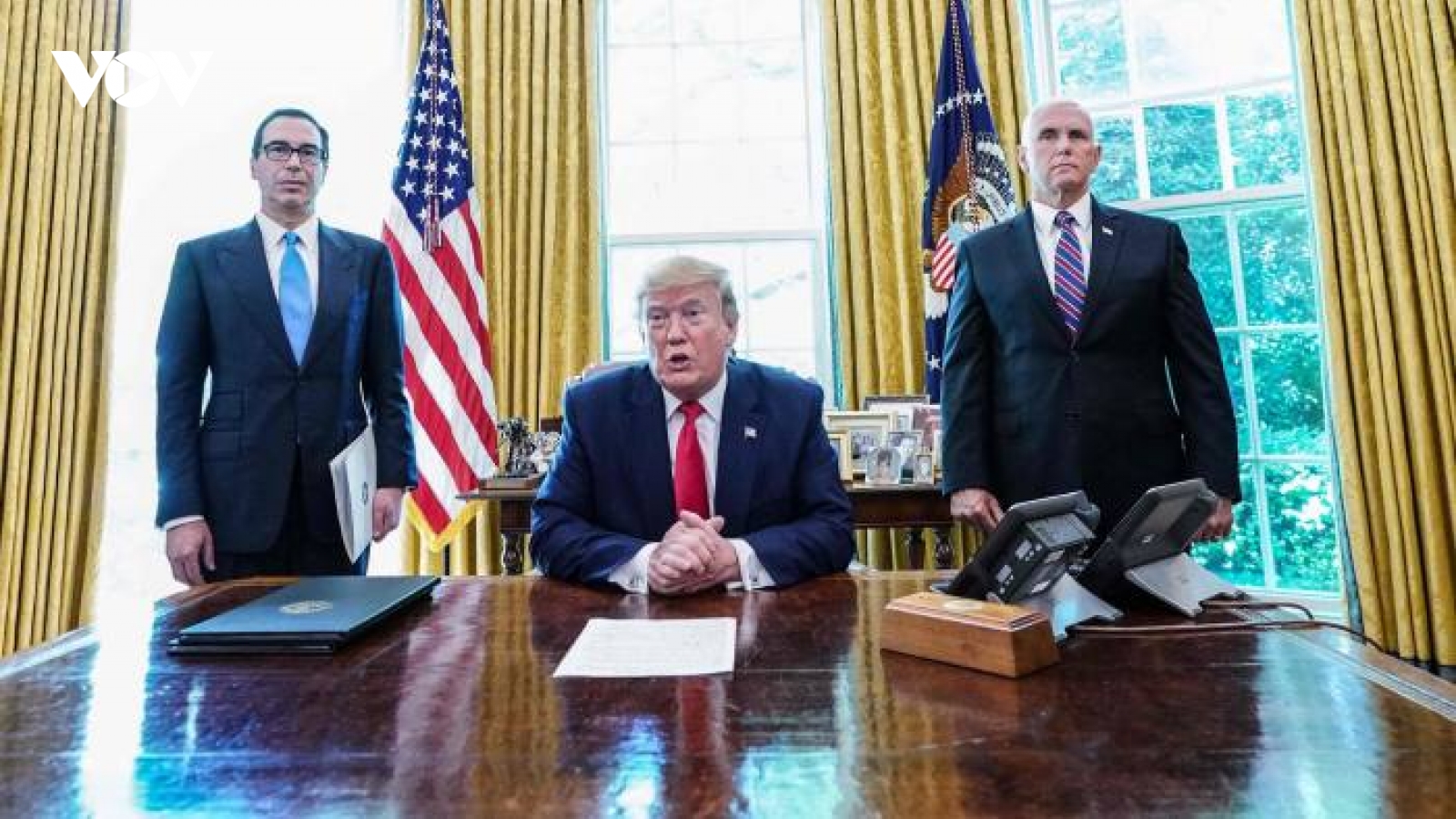 Sắp mãn nhiệm, chính quyền Trump tận dụng tối đa lá bài “trừng phạt”