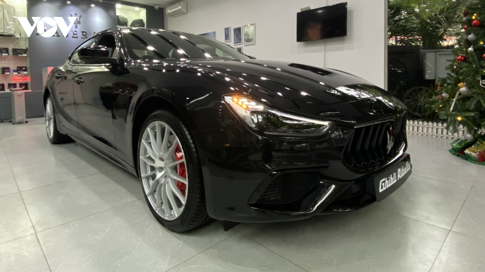 Cận cảnh Maserati Ghibli Ribelle vừa xuất hiện tại Hà Nội