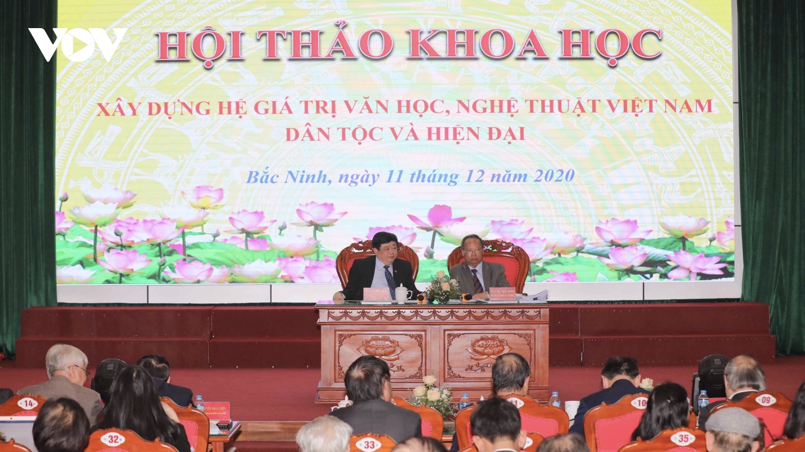 Xây dựng hệ giá trị văn học, nghệ thuật Việt Nam dân tộc và hiện đại