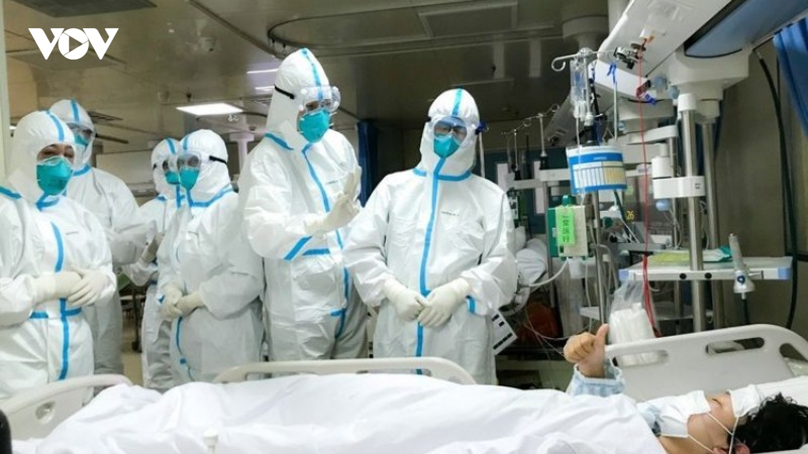 Indonesia cấm du khách nước ngoài trong 2 tuần, quân Mỹ ở Hàn Quốc tiêm vaccine Covid-19
