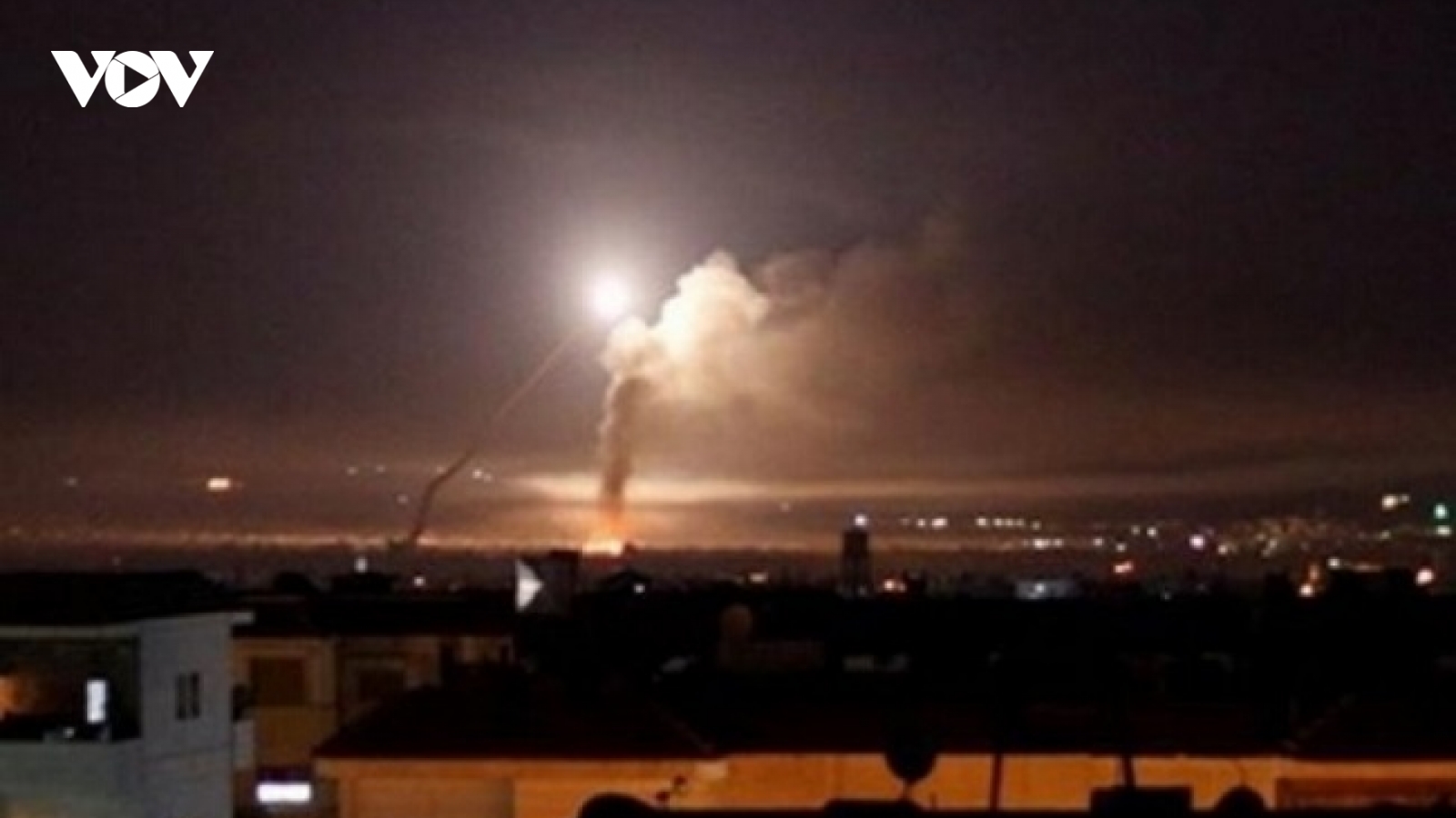 Israel không kích thủ đô Syria khiến 1 binh sỹ thiệt mạng