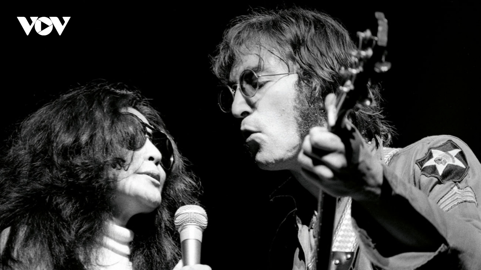 Hé lộ loạt ảnh chưa từng công bố của John Lennon và Yoko Ono ở New York