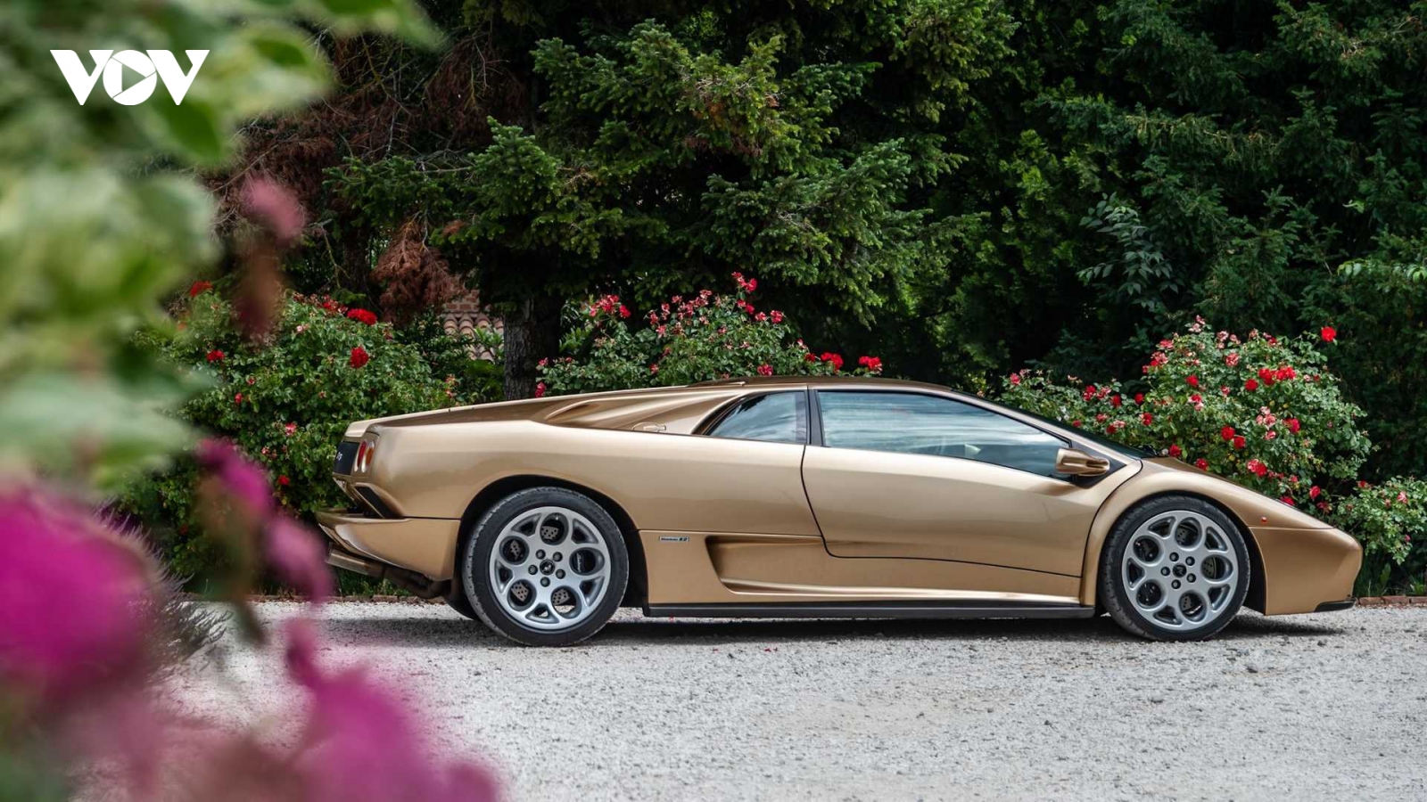 Cận cảnh Lamborghini Diablo phiên bản kỷ niệm sinh nhật lần thứ 30