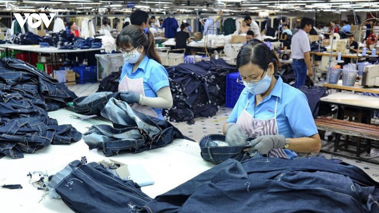 Thị trường lao động cuối năm có bớt màu xám để bứt phá?