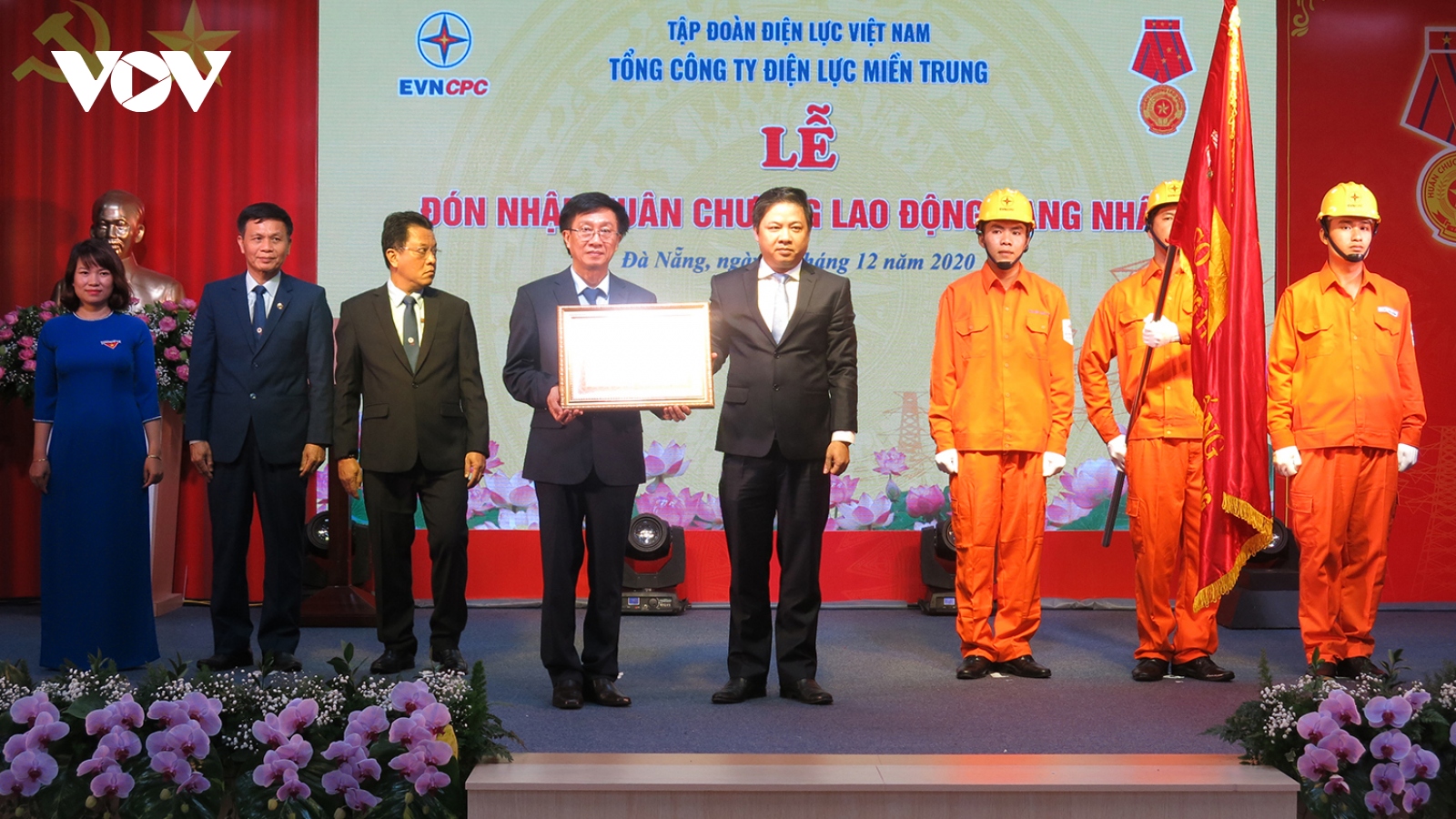 Tổng Công ty Điện lực miền Trung lắp đặt 3,7 triệu công tơ điện tử