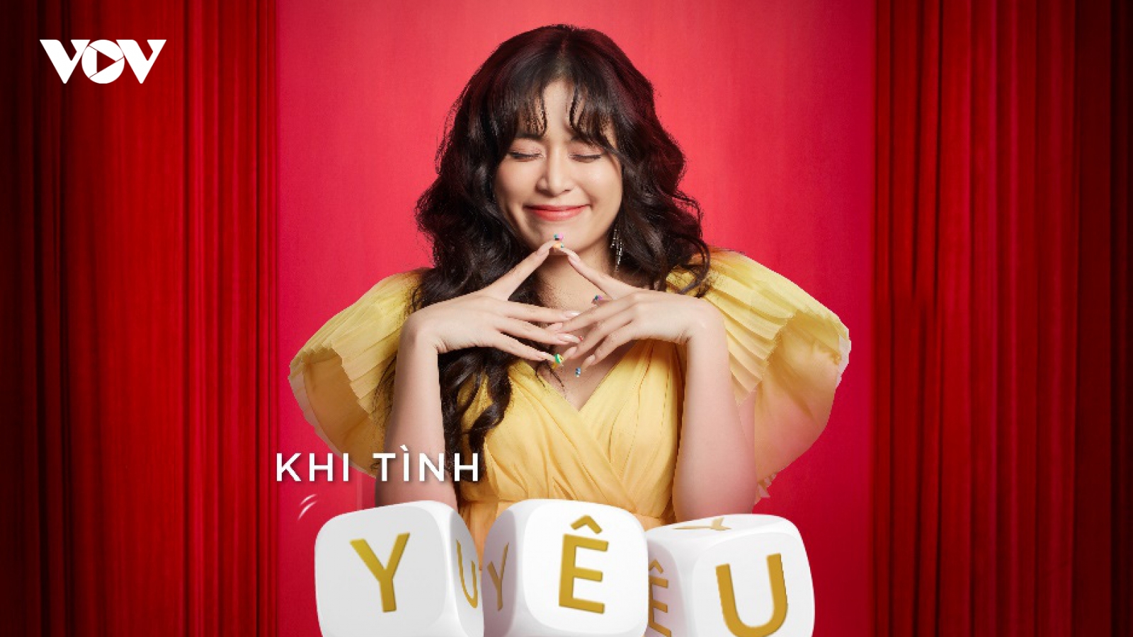 Hoàng Thuỳ Linh kết hợp "trò cưng" của Binz trong MV "Khi tình yêu đủ lớn"