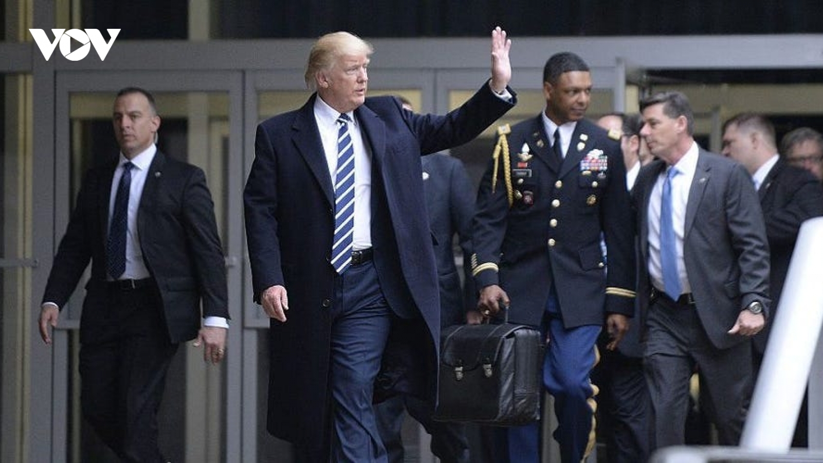 Số phận “quả bóng hạt nhân” nếu ông Trump không dự lễ nhậm chức của ông Biden