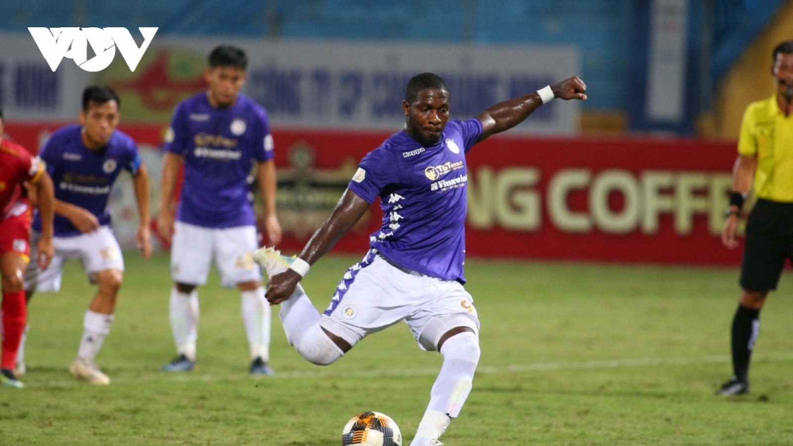 Chuyển nhượng V-League: Gordon Rimario gia nhập Bình Định