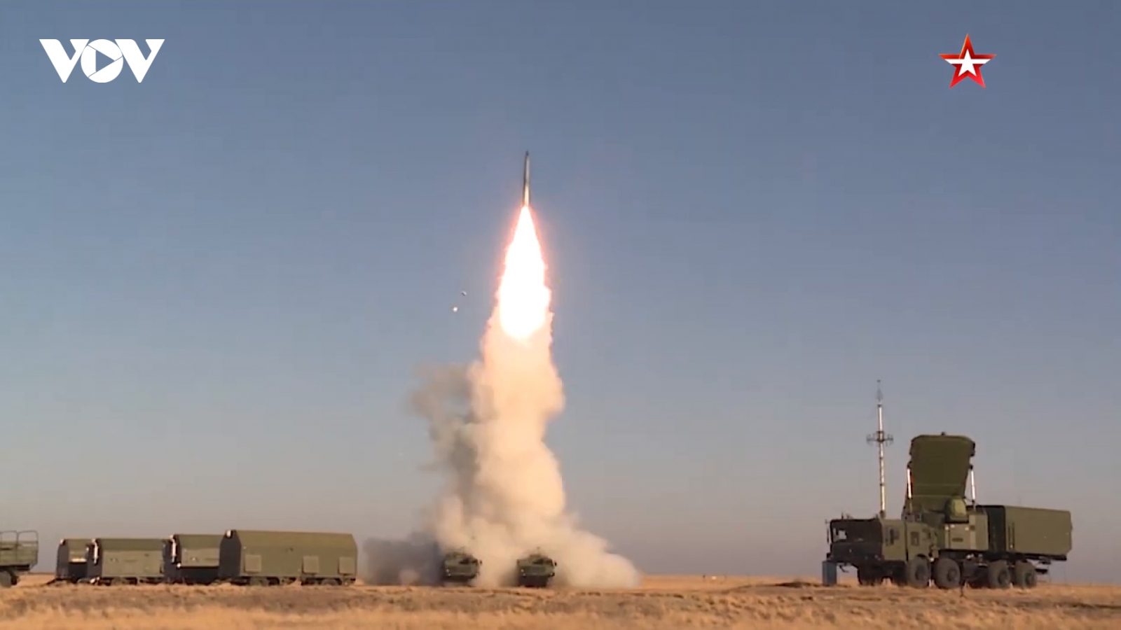 S-400 của Nga khai hỏa xé toạc bầu trời trong cuộc diễn tập gần Astrakhan