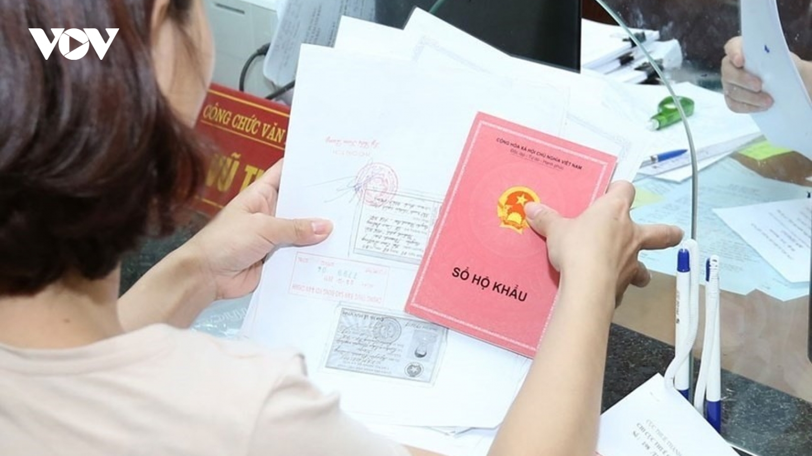 Chính thức bỏ sổ hộ khẩu giấy từ 1/7/2021