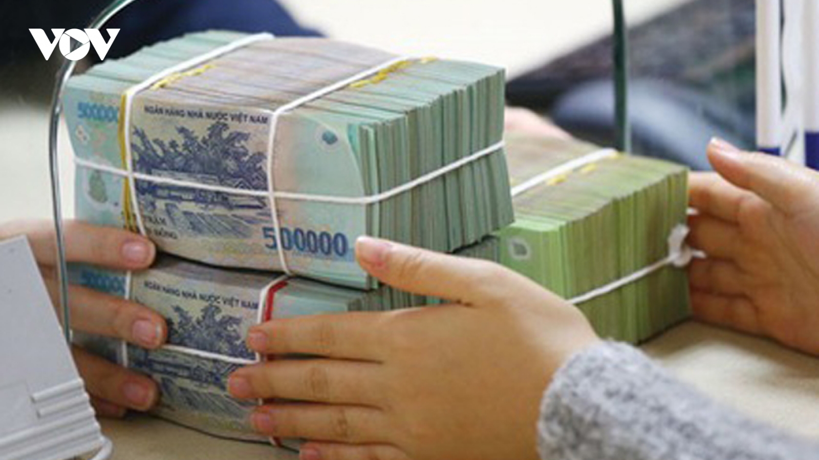 Mặt bằng lãi suất cho vay giảm mạnh