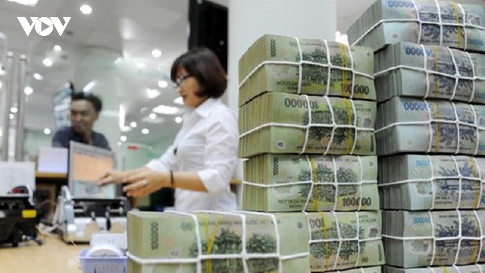 Hệ thống Kho bạc Nhà nước "không có bạc" và "không người đến"
