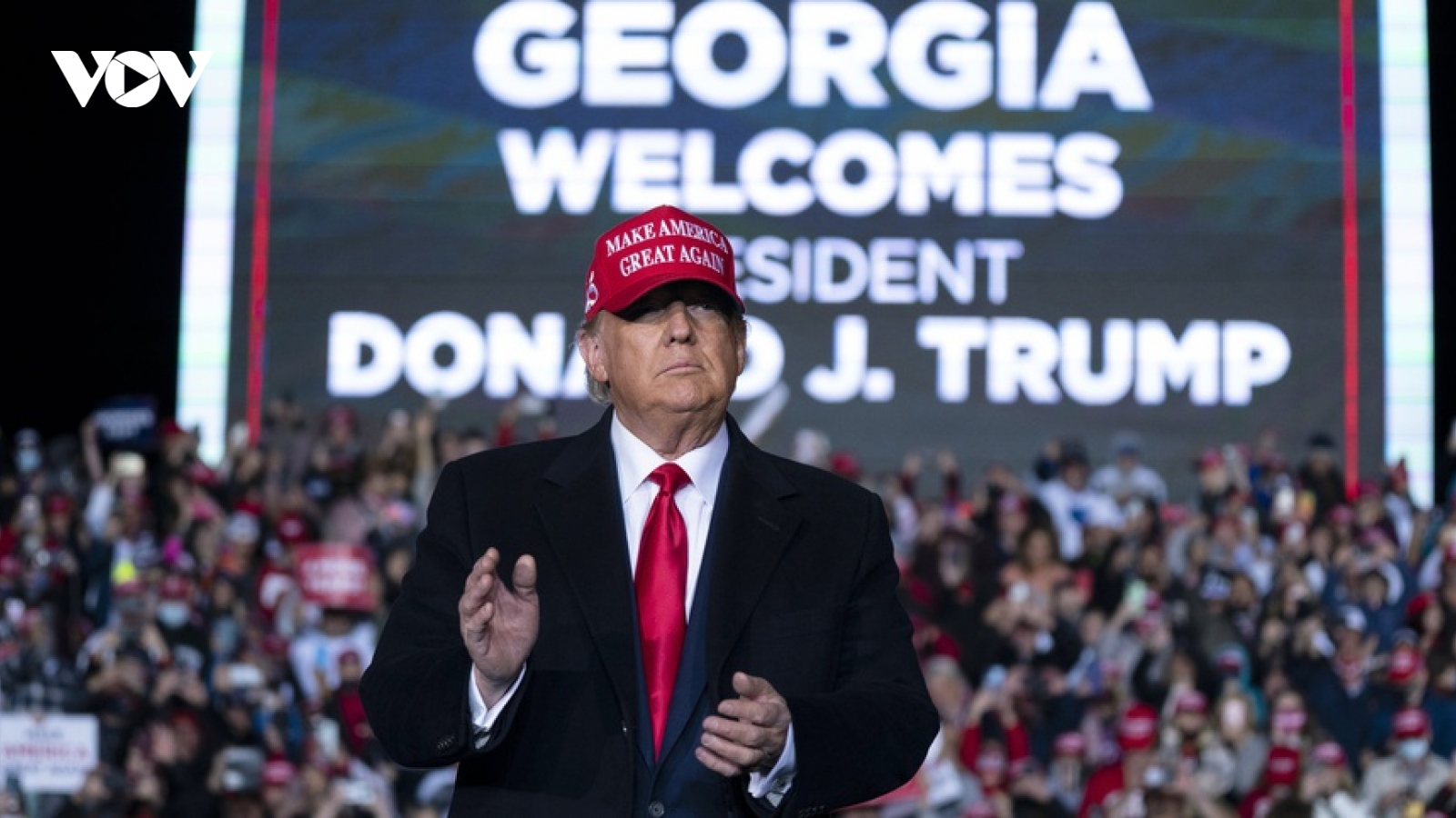 Bầu cử Mỹ “nóng” với cuộc đua Thượng viện, Tổng thống Donald Trump “chính thức ra mặt”
