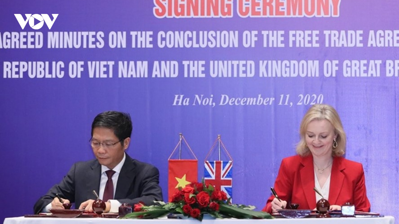 Việt Nam ký Hiệp định thương mại tự do với Vương quốc Anh và Bắc Ireland