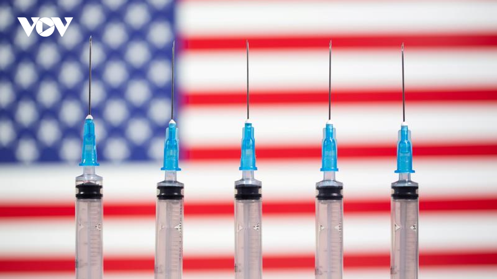 Ai được tiêm vaccine Covid-19 trước: Câu hỏi làm đau đầu các nhà chức trách Mỹ