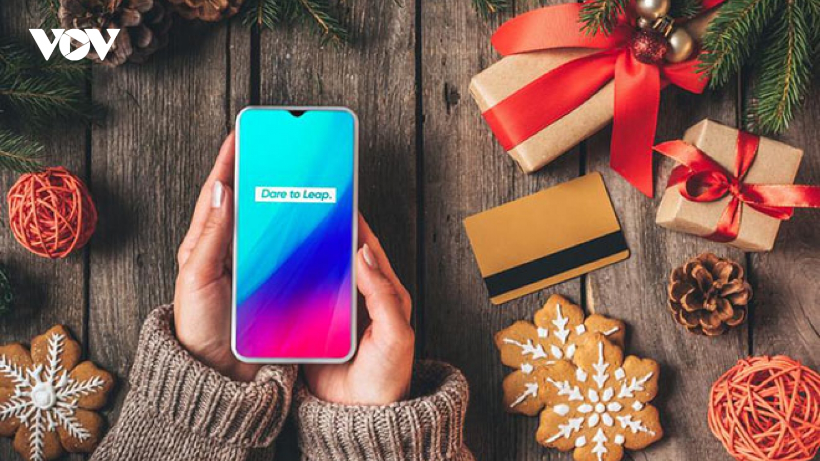 Mua smartphone chơi Tết, đâu nhất thiết cứ phải cao cấp