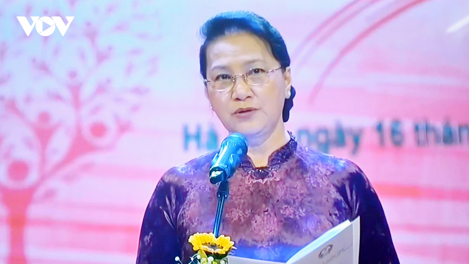 Chủ tịch Quốc hội dự chương trình “Sức mạnh Nhân đạo 2021”