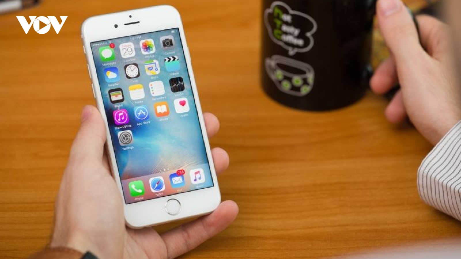 Ba mẫu iPhone phổ biến sẽ bị iOS 15 bỏ rơi