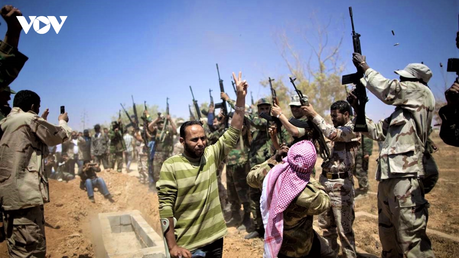 Nhà lãnh đạo Lybia Gaddafi từng muốn trả bao nhiêu để có vũ khí nguyên tử?