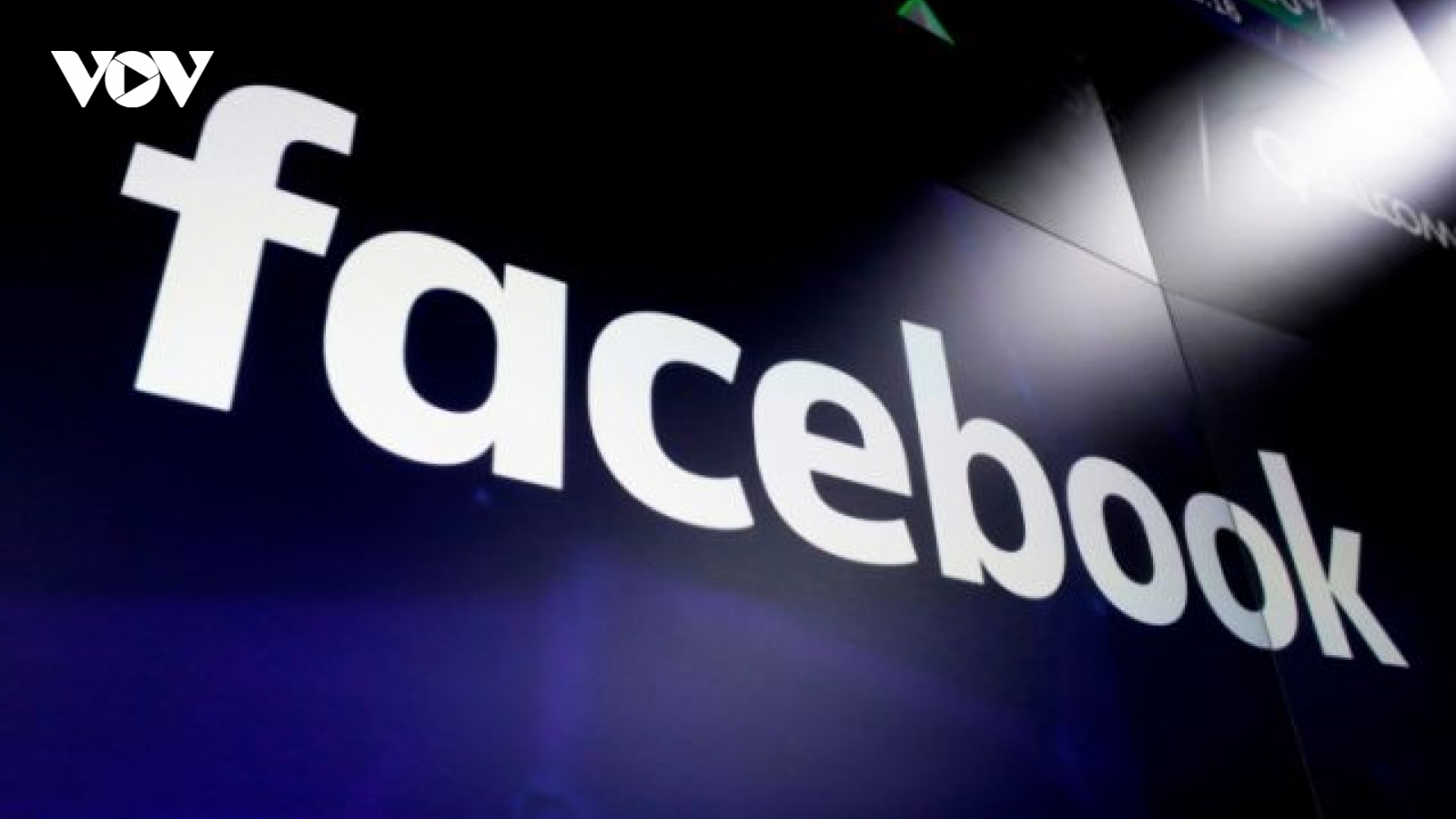 Trước thềm ngày nhậm chức, Facebook cấm quảng cáo phụ kiện vũ khí và thiết bị bảo vệ ở Mỹ