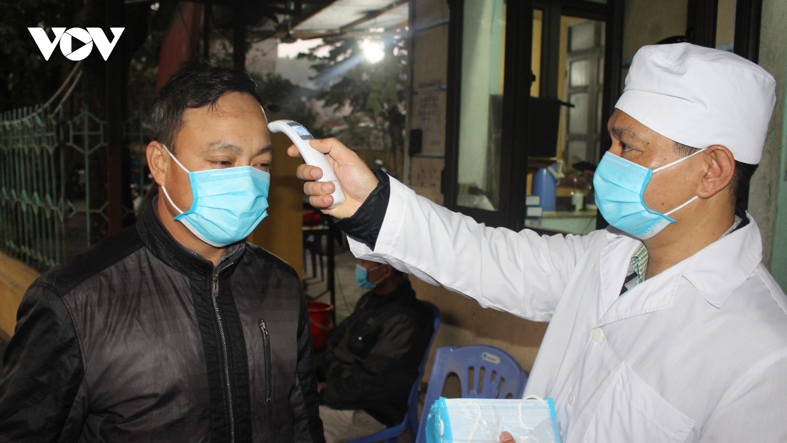 Tập đoàn Than khoáng sản Việt Nam tặng Quảng Ninh 4 máy xét nghiệm virus SARS-CoV-2