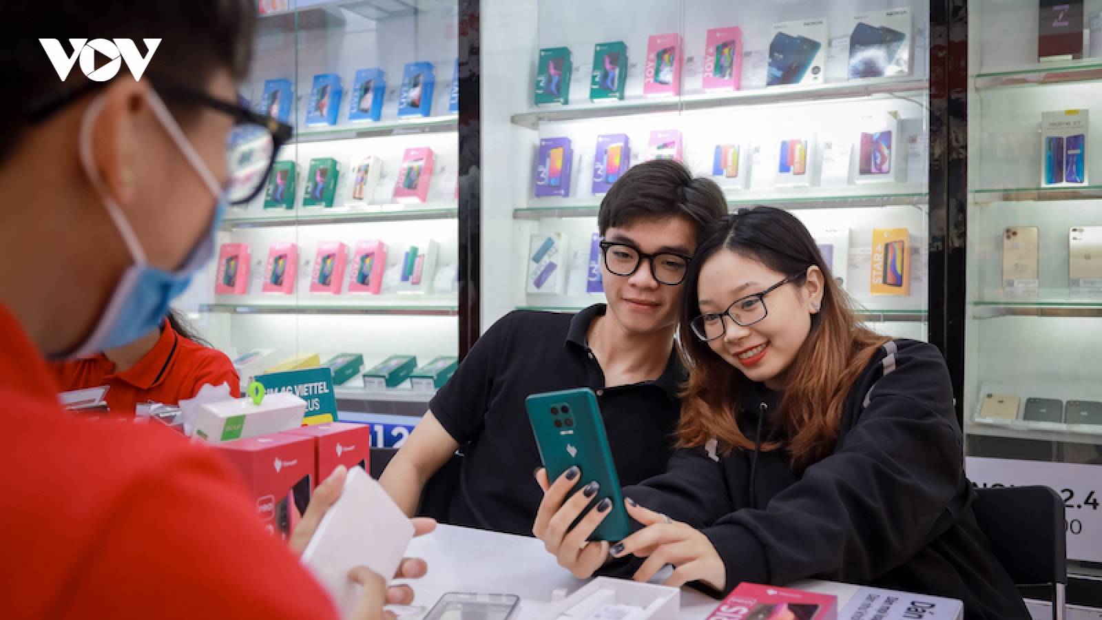Vsmart – Thương hiệu điện thoại Việt xuất sắc nhất Tech Awards 2020