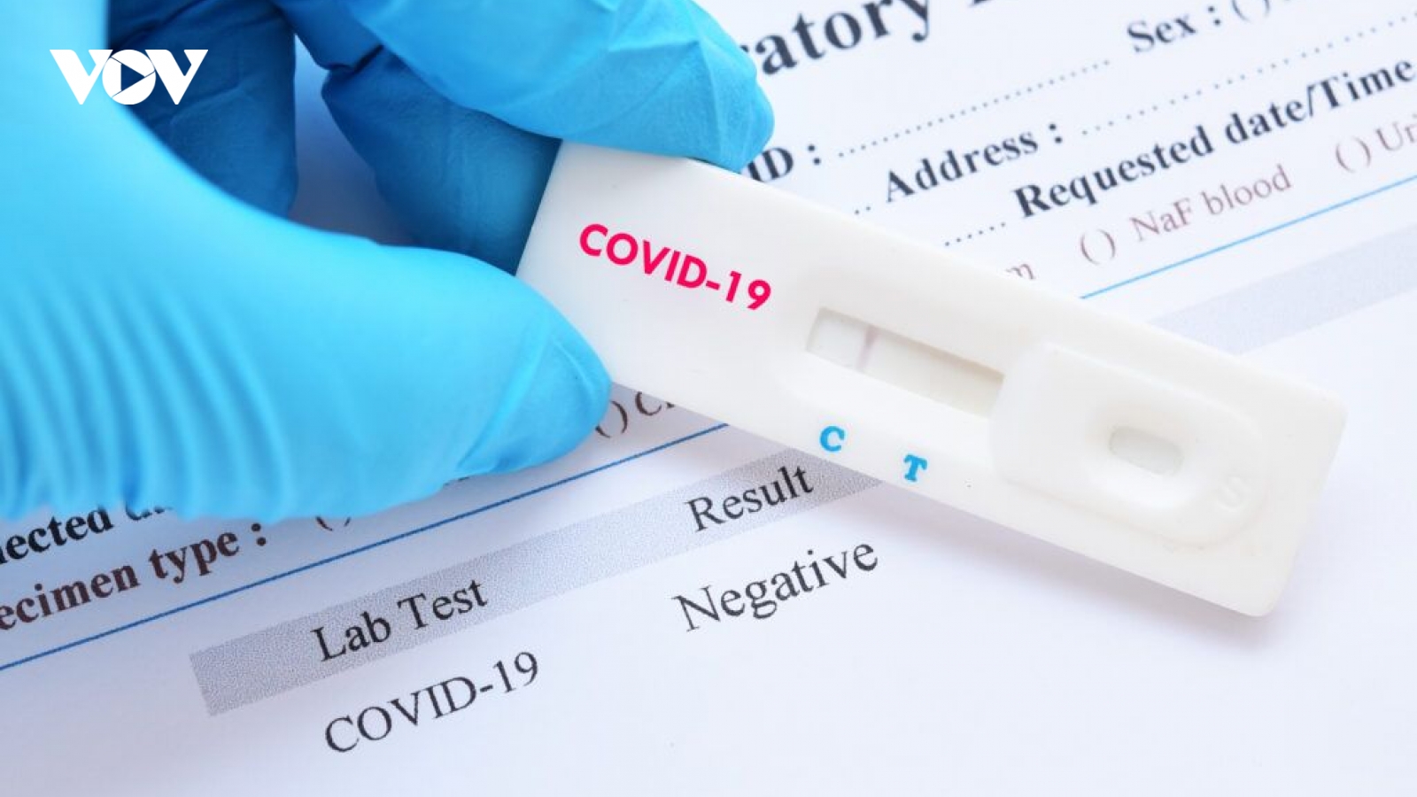 Slovakia là quốc gia đầu tiên phát triển thành công bộ xét nghiệm chủng mới virus ở Anh