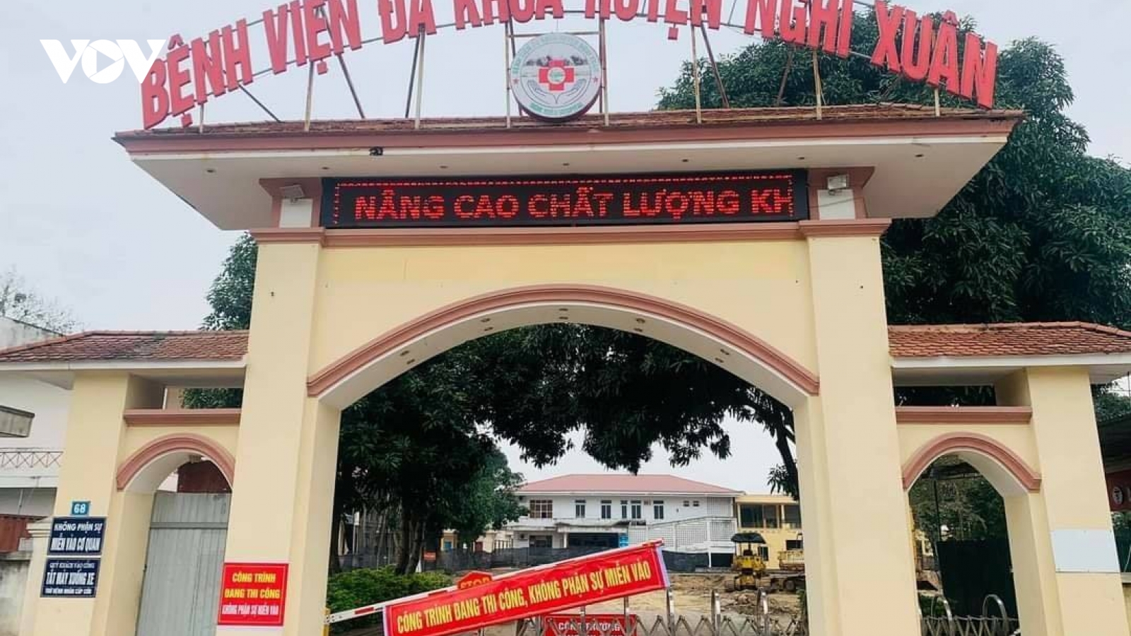 Đốt than củi sưởi ấm, hai mẹ con nhập viện cấp cứu
