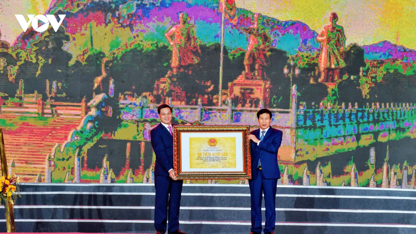 Lễ đón nhận Bằng xếp hạng Di tích lịch sử quốc gia Khu Di tích Bạch Đằng Giang