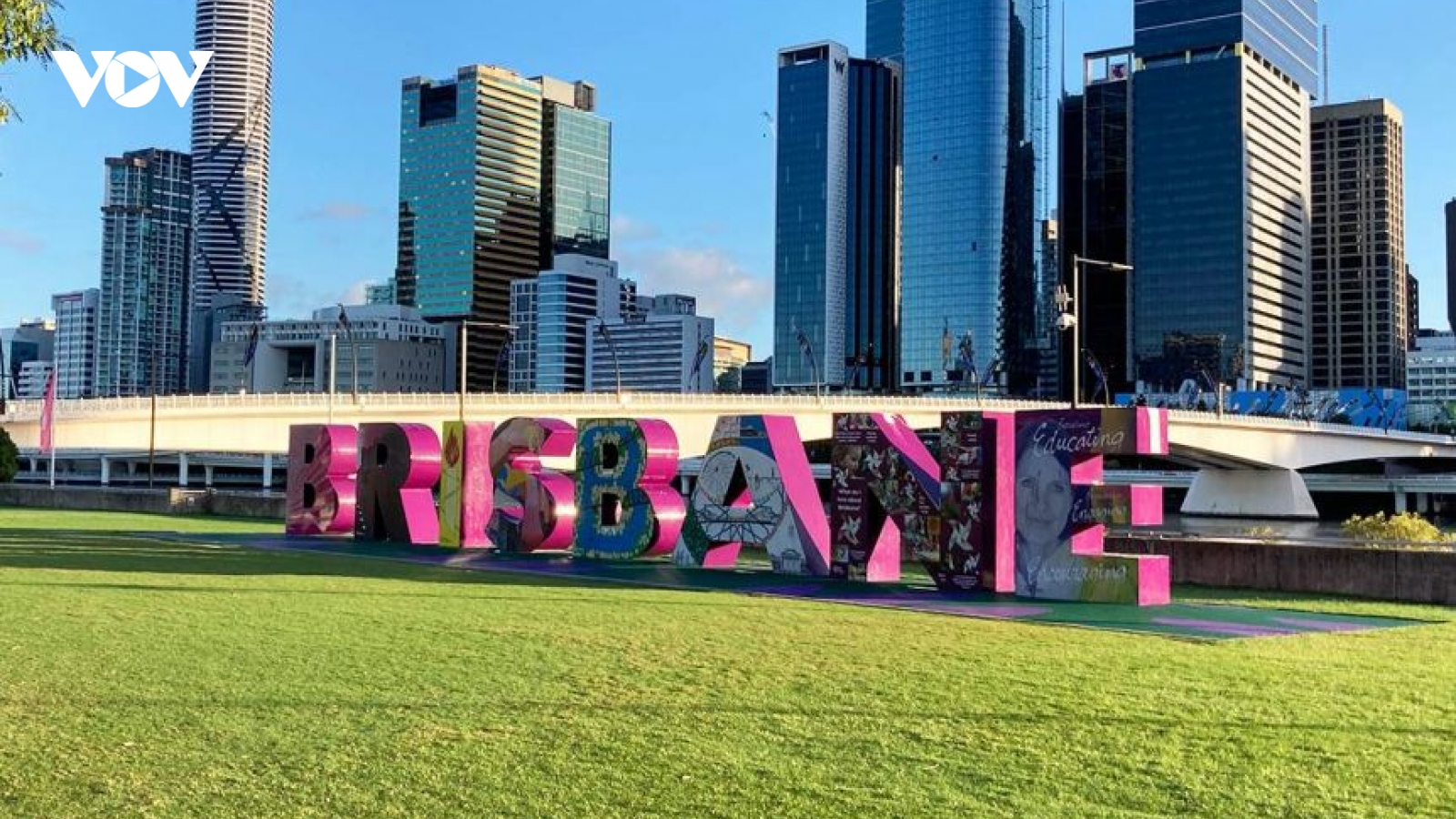 Gỡ bỏ phong tỏa thành phố lớn thứ 3 của Australia