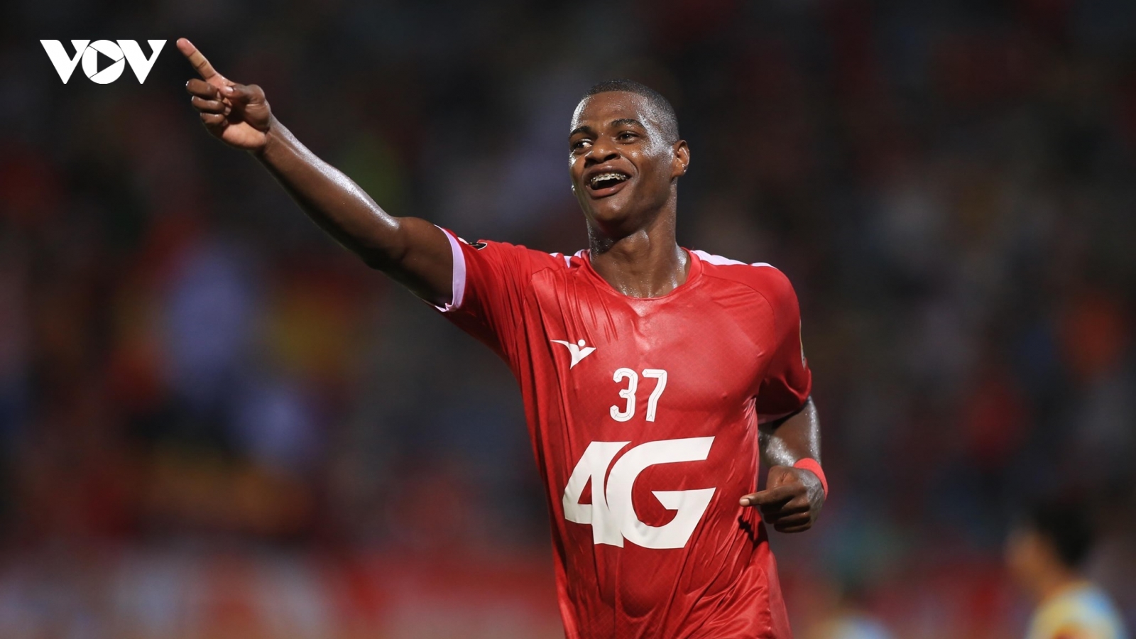Hà Nội FC đón tân binh "siêu khủng" trong ngày đầu năm mới