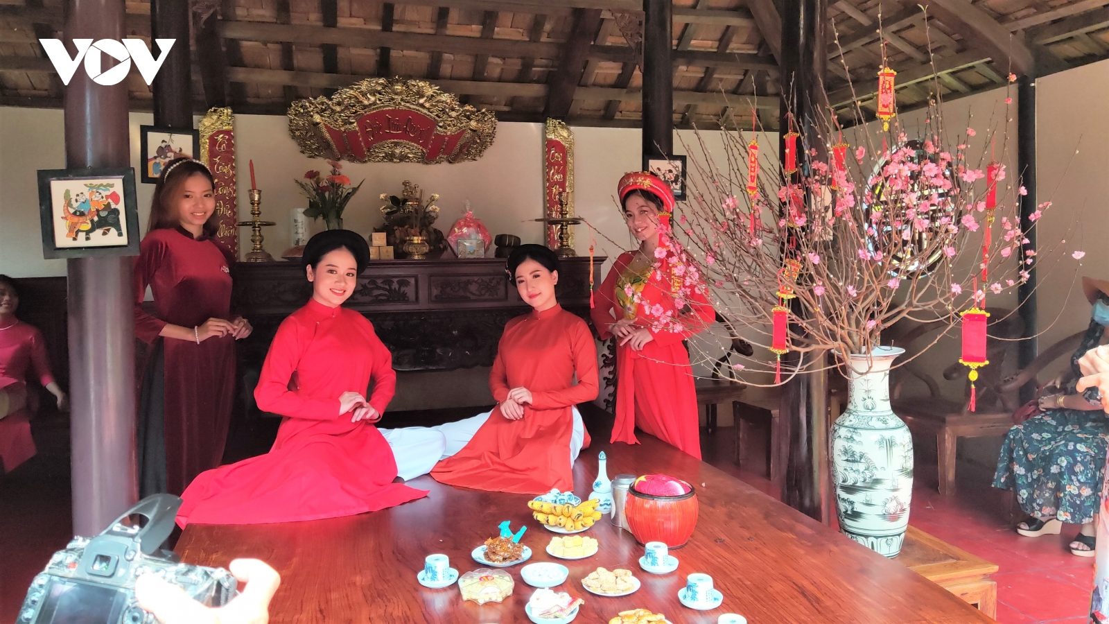 Rộn ràng các sự kiện văn hóa và mua sắm Tết tại TP.HCM