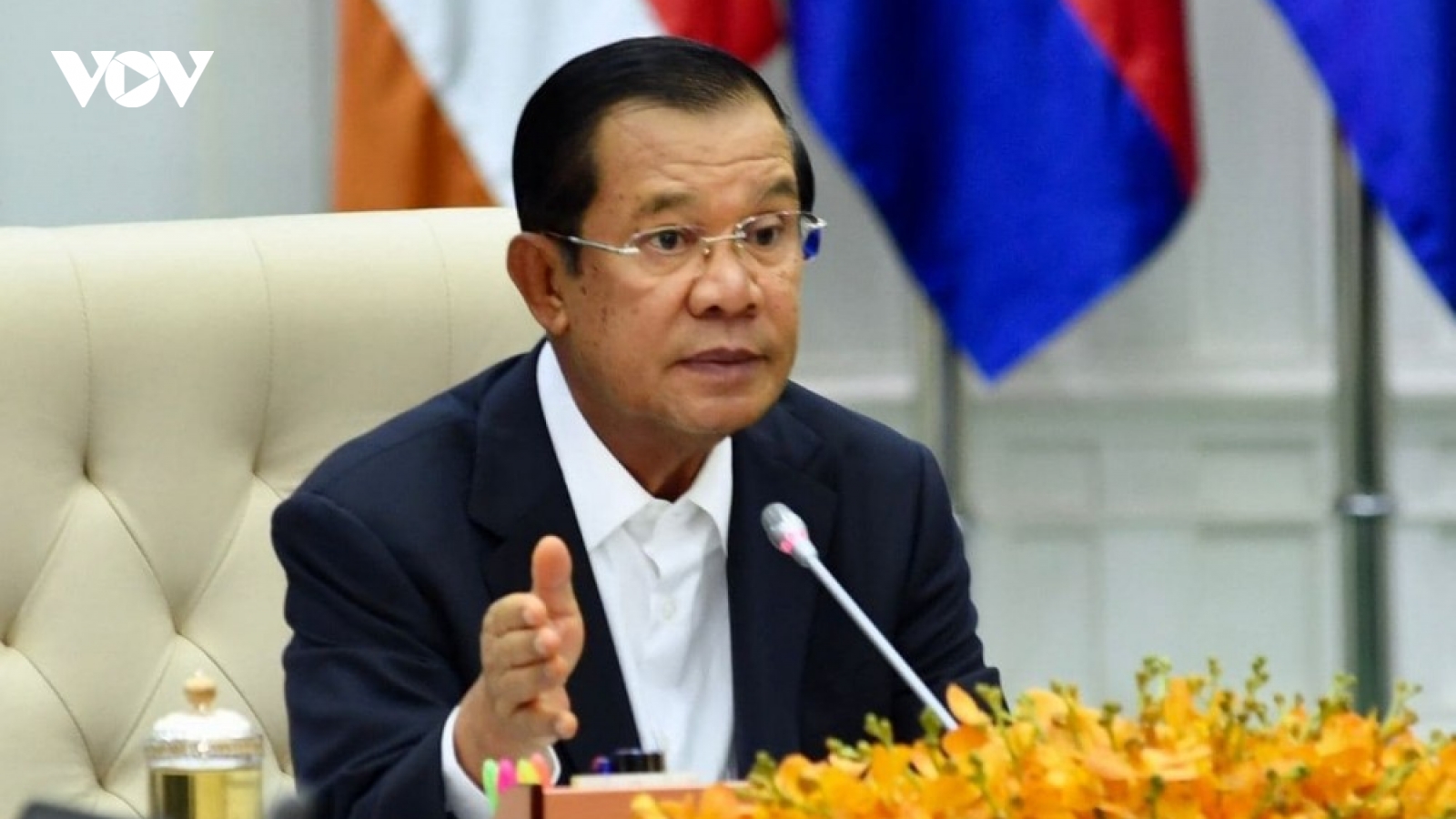Thủ tướng Campuchia quyên góp 14 tháng lương để chống Covid-19