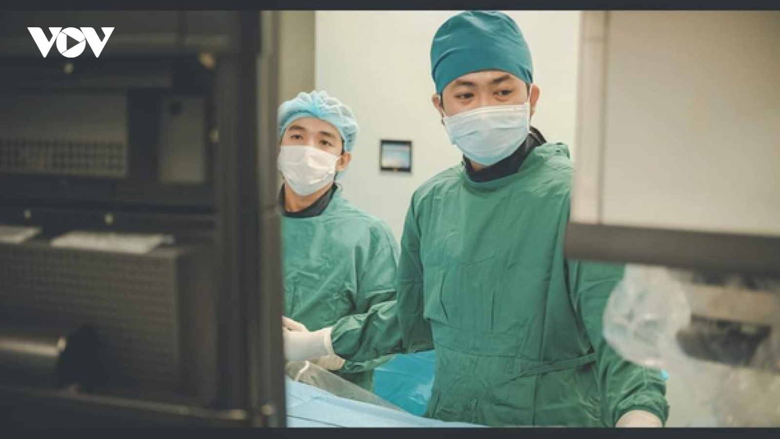 Một bé trai 3 tuổi bị đột quỵ, xuất huyết não