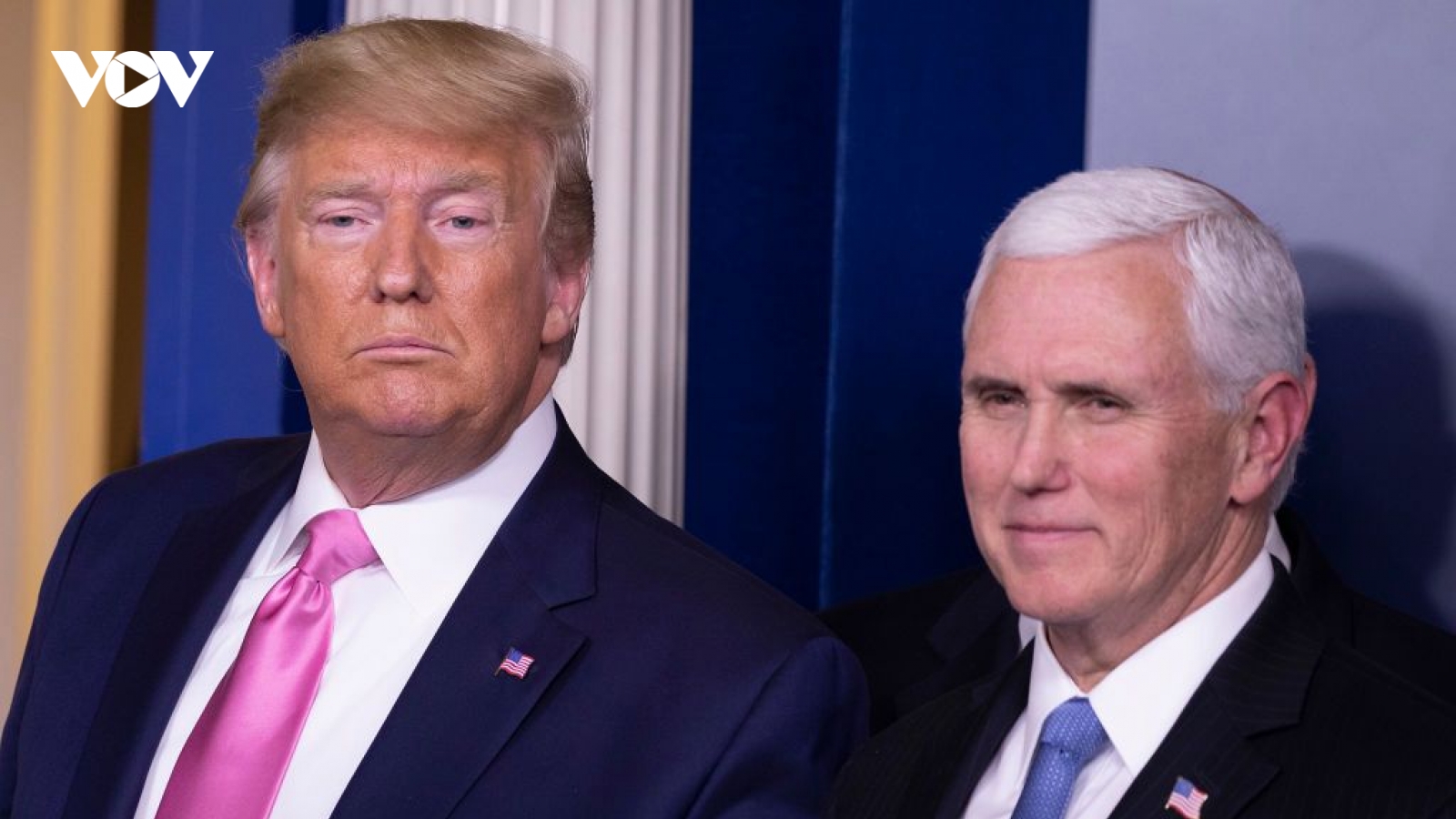 Trump - Pence lần đầu nói chuyện sau vụ bạo loạn ở Điện Capitol