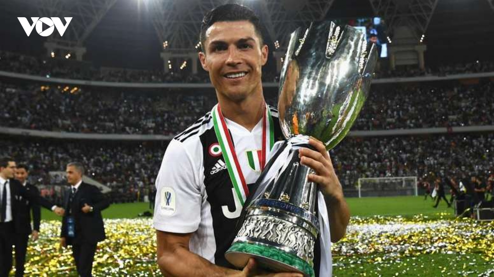 Lịch thi đấu bóng đá hôm nay (20/1/2021): Ronaldo giành thêm danh hiệu?