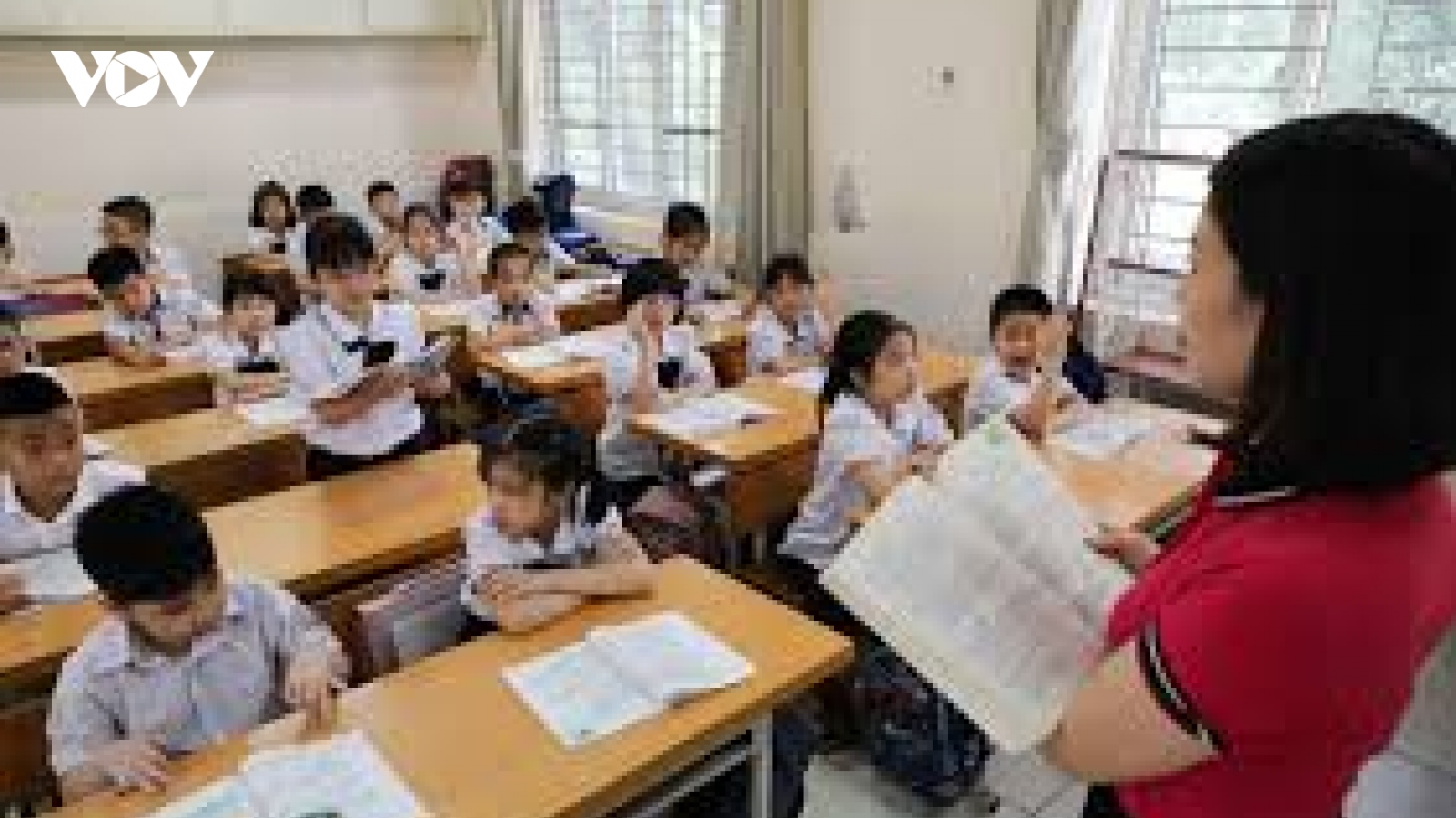 Quy định chi tiết thời gian dạy, nghỉ hàng năm của giáo viên tiểu học