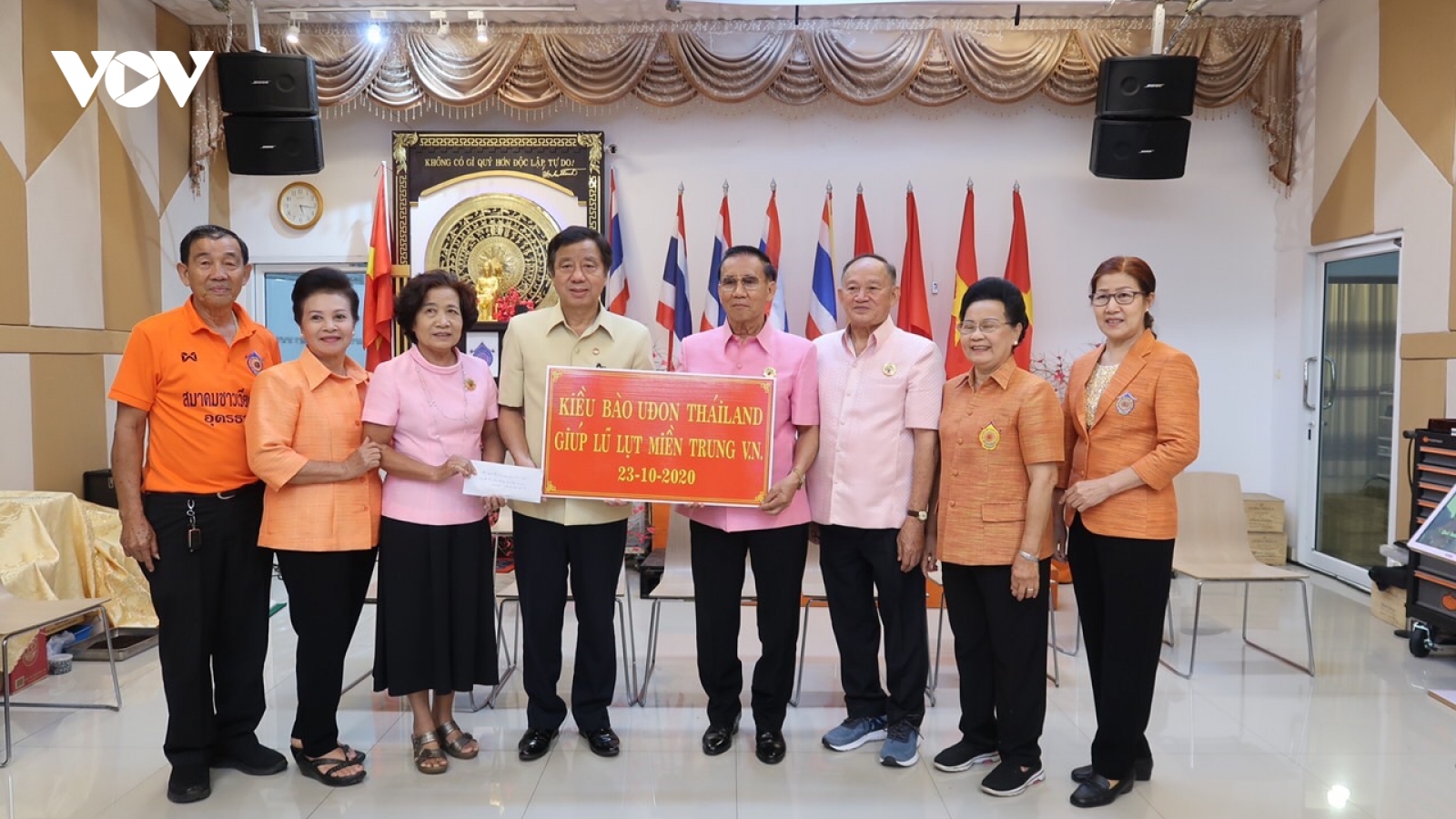 Kiều bào Thái Lan hướng về Đại hội Đảng