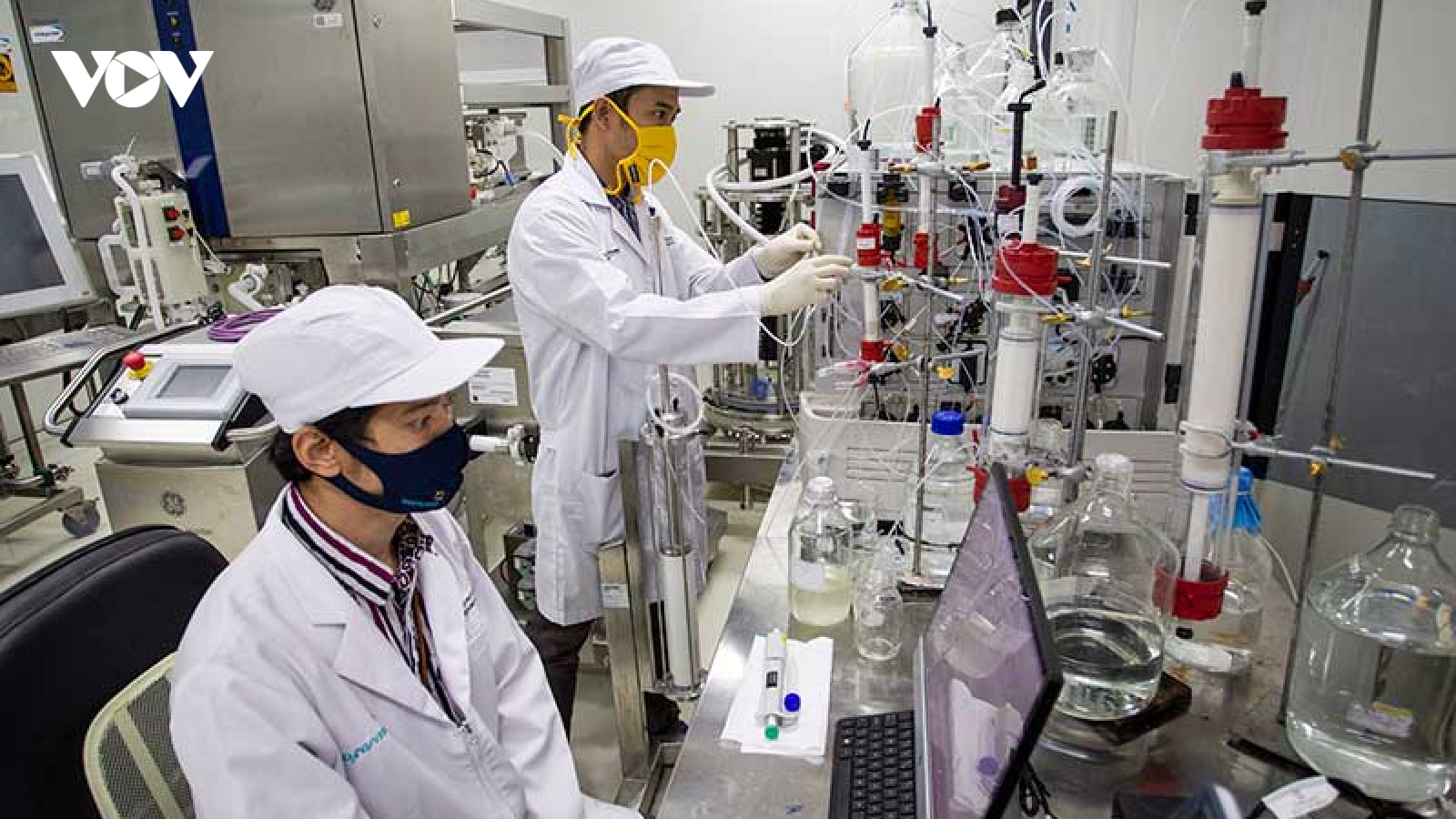 Vaccine Covid-19 và chứng nhận “halal” của người Hồi giáo ở Indonesia